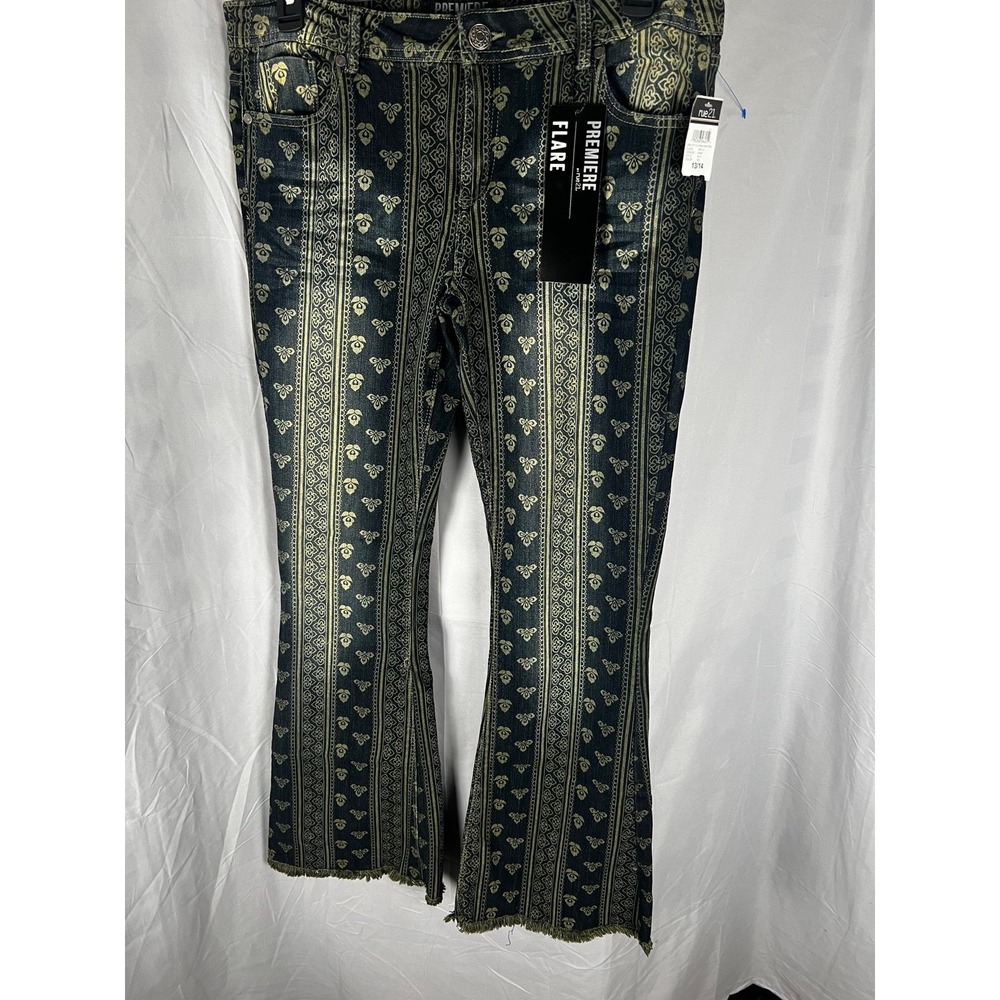 Rue 21 Premier Flare jeans size 13/14 NWT